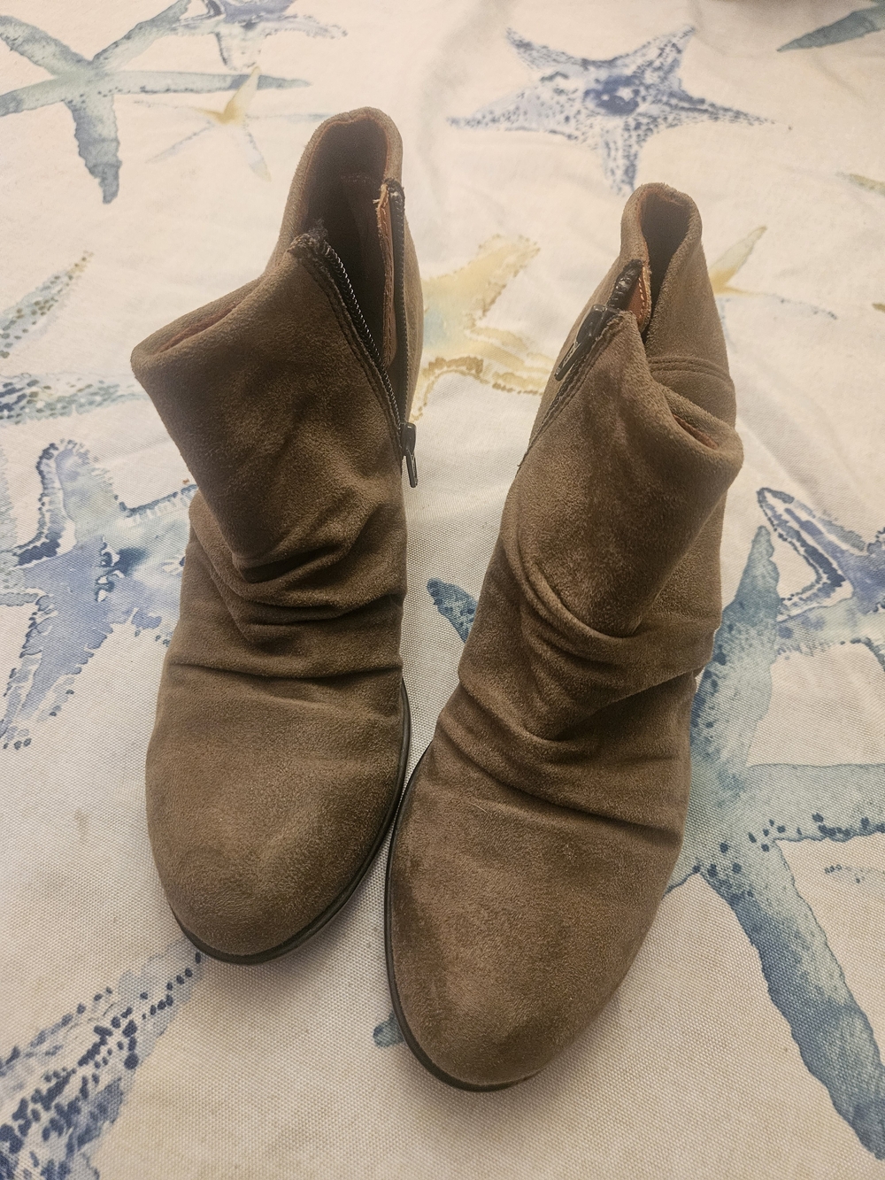 boc Brown Suede Slouch Ankle Booties with Side Zip.  Very Good Condition!